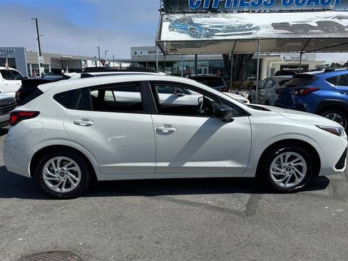 Certified 2025 Subaru Impreza 2.0i image 3