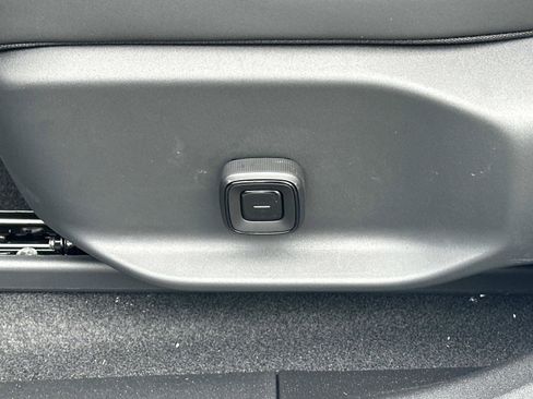 New 2026 Volvo EX30 Plus image 14