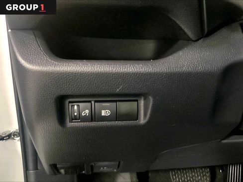 Used 2023 Toyota RAV4 LE AWD/4WD image 35