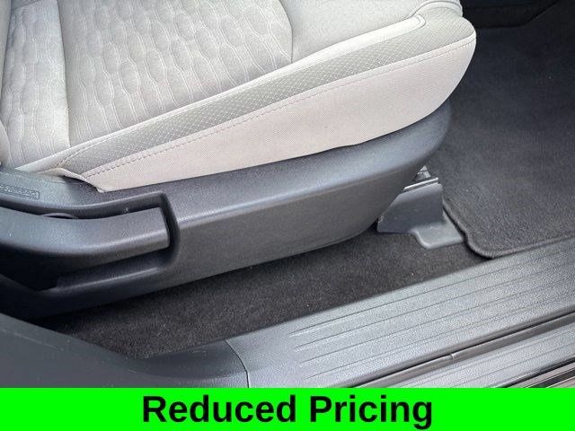 Used 2024 Nissan Pathfinder SV AWD/4WD image 39