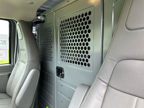 New 2025 Chevrolet Express 3500 w/ Driver Convenience Package image 12