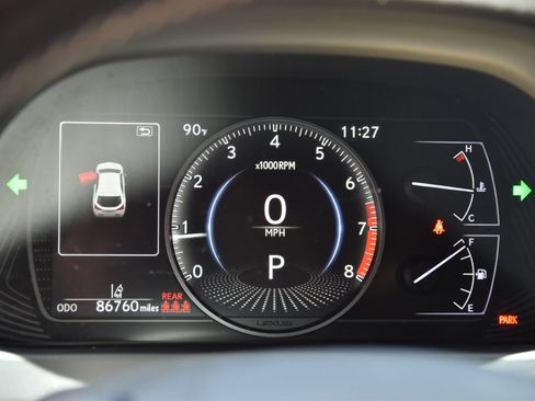 Used 2020 Lexus UX 200 w/ Premium Package FWD image 25