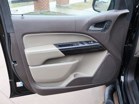 Used 2016 GMC Canyon SLE w/ SLE Convenience Package image 24