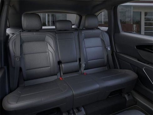 New 2024 Lincoln Nautilus Premier w/ Equipment Group 102A image 12