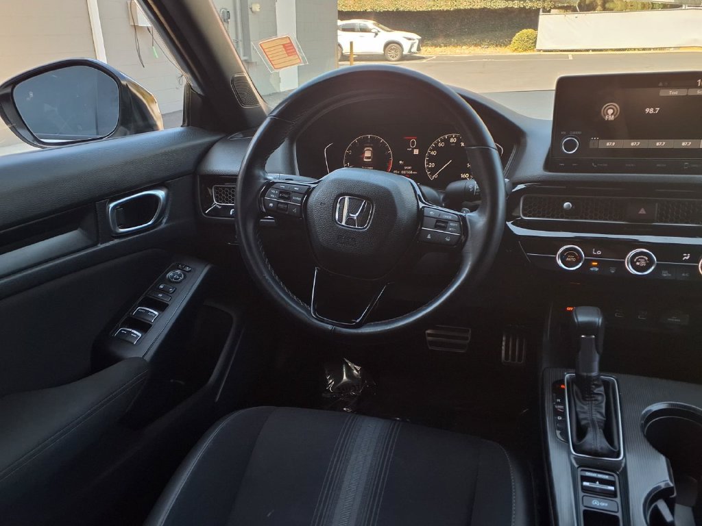 Used 2025 Honda Civic Sport image 25