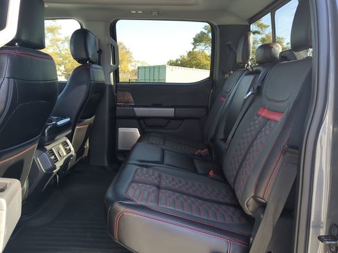 Used 2021 Ford F150 Lariat w/ Equipment Group 502A High image 12