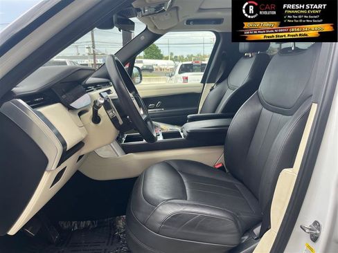 Used 2022 Land Rover Range Rover Long Wheelbase SE AWD/4WD image 17