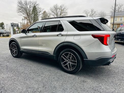 Used 2020 Ford Explorer ST w/ Premium Technology Package image 5