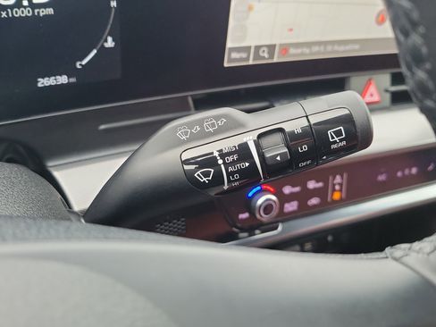 Certified 2023 Kia Sportage SX image 32