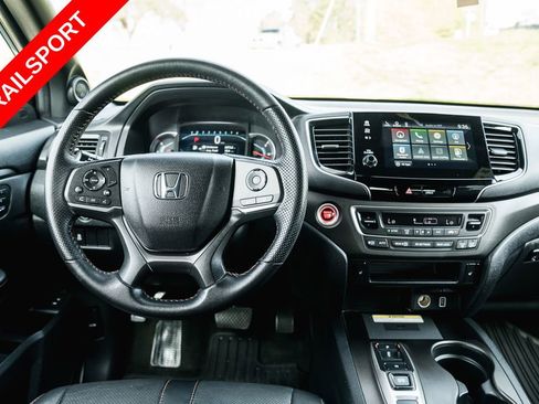 Used 2022 Honda Pilot TrailSport image 13