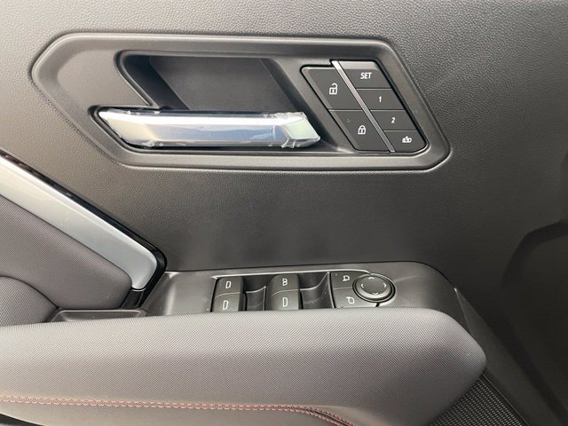 New 2026 Chevrolet Colorado Z71 w/ Technology Package AWD/4WD image 17
