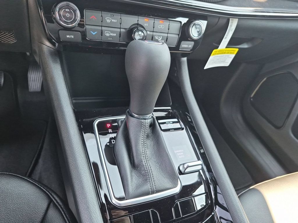 New 2026 Jeep Compass Latitude AWD/4WD image 26