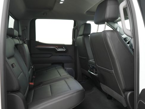 Used 2022 GMC Sierra 1500 Denali w/ Technology Package AWD/4WD image 14
