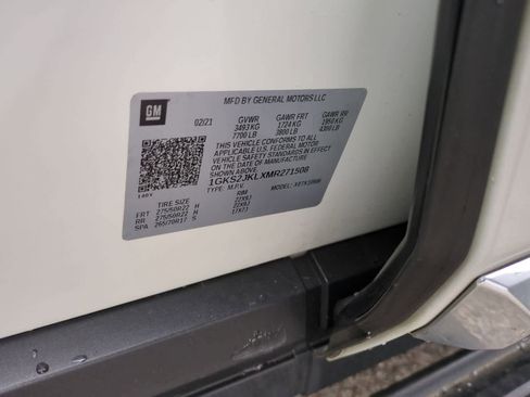 Used 2021 GMC Yukon XL Denali w/ Denali Premium Package image 38