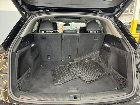 Certified 2023 Audi Q5 Premium w/ Convenience Package AWD/4WD image 33