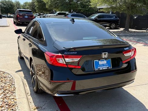 Used 2022 Honda Accord Sport image 3