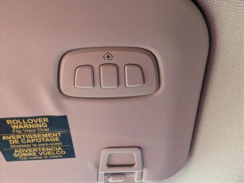 Used 2020 Ford Escape Titanium image 38