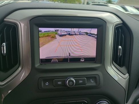Used 2025 Chevrolet Silverado 1500 Custom RWD image 27