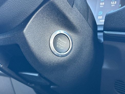 New 2026 Ford Transit 250 148 Medium Roof w/ Load Area Protection Package image 22