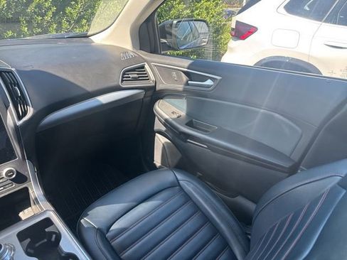 Used 2022 Ford Edge SEL w/ Sport Appearance Package AWD/4WD image 14