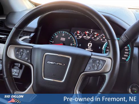 Used 2020 GMC Yukon XL Denali w/ Open Road Package AWD/4WD image 11