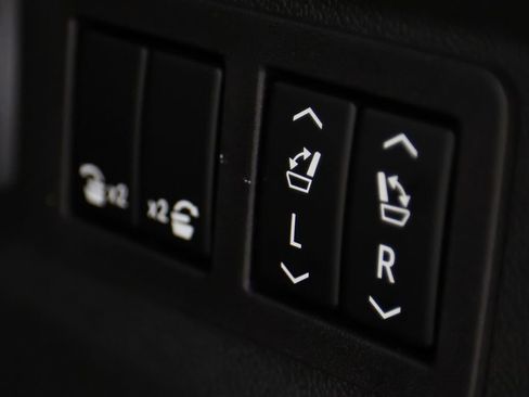 Used 2026 GMC Yukon XL Denali Ultimate image 14