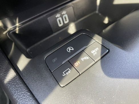 Used 2019 Ford Ranger Lariat w/ Equipment Group 501A Mid image 22