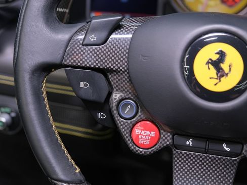 Used 2022 Ferrari F8 Tributo RWD image 42
