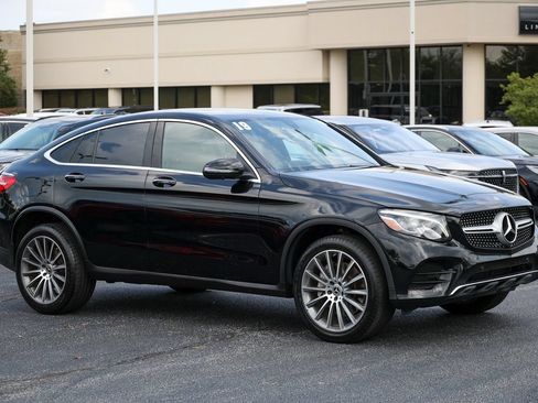 Used 2019 Mercedes-Benz GLC 300 4MATIC Coupe image 26