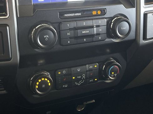 Used 2020 Ford F250 XLT w/ XLT Premium Package image 33