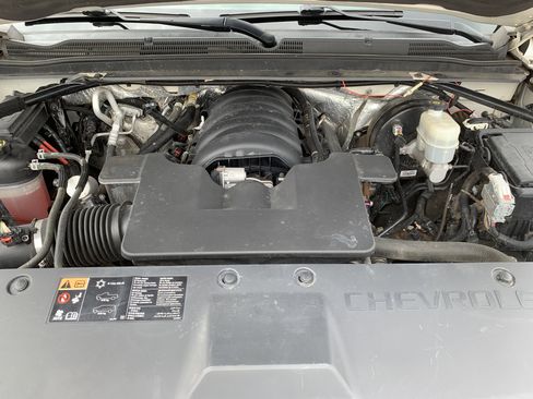 Used 2015 Chevrolet Suburban LTZ image 50