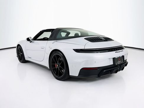 Certified 2025 Porsche 911 Targa 4 GTS AWD/4WD image 3