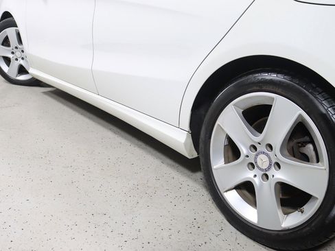 Used 2015 Mercedes-Benz CLA 250 CLA 250 image 12