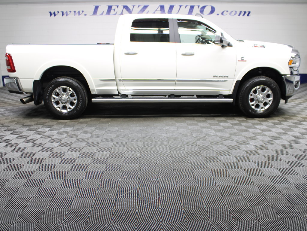Used 2022 RAM 2500 Laramie AWD/4WD image 2