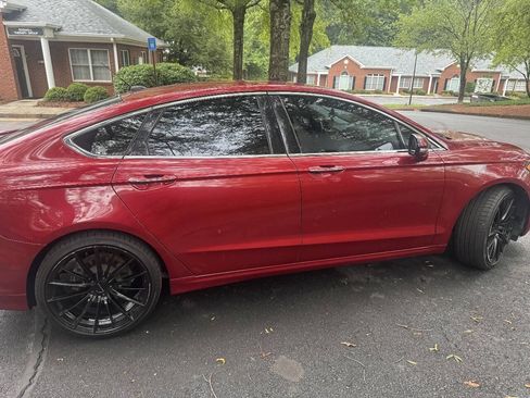 Used 2015 Ford Fusion Titanium FWD image 7