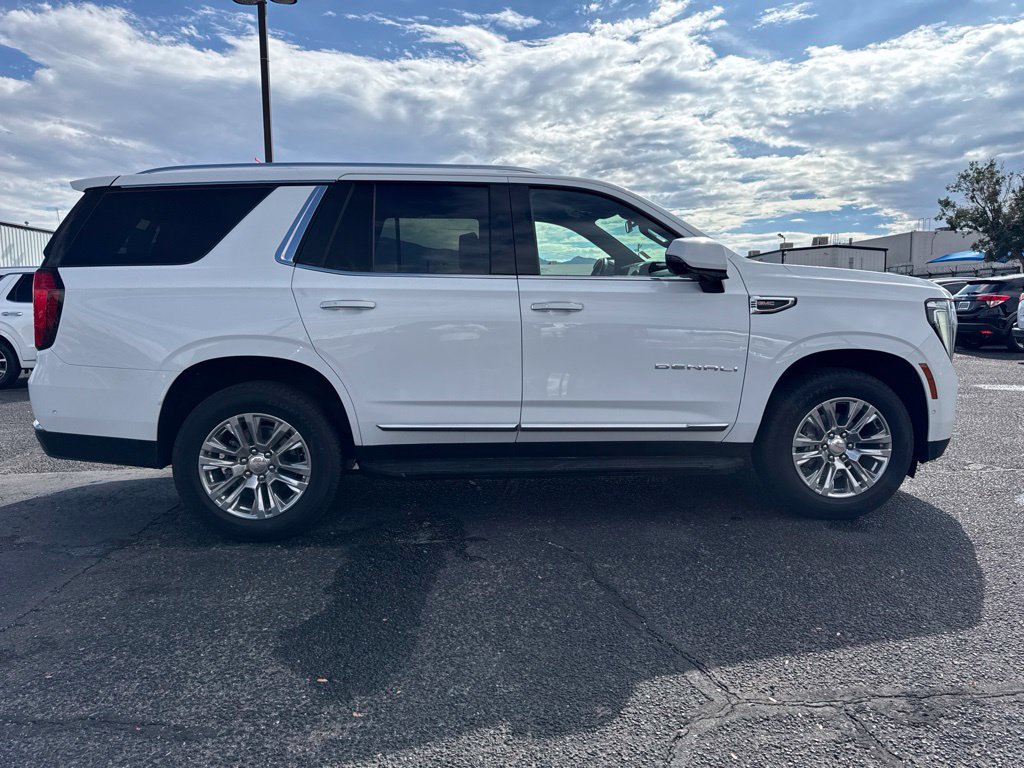 Used 2025 GMC Yukon Denali AWD/4WD image 9