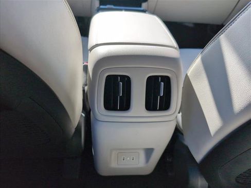 New 2026 Hyundai Tucson Limited image 17