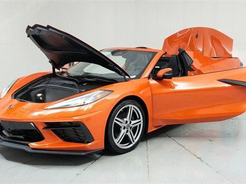 New 2026 Chevrolet Corvette Stingray Convertible w/ Battery Protection Package image 9