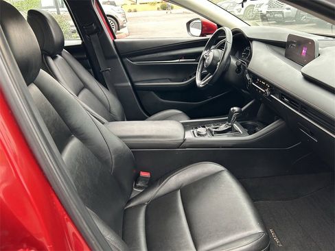 Used 2020 MAZDA MAZDA3 Sedan w/ Select Package image 11