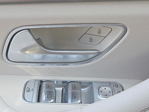 New 2026 Mercedes-Benz GLE 450 4MATIC image 16