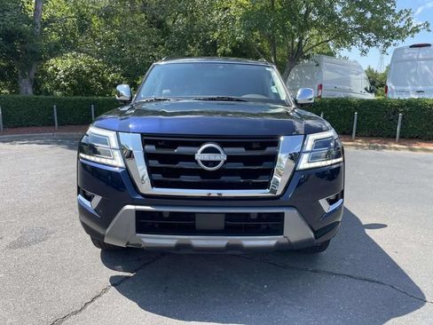 Used 2023 Nissan Armada Platinum w/ Captain's Chairs Package RWD image 2