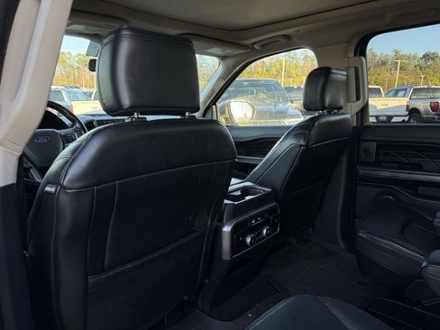 Used 2019 Ford Expedition Max Platinum image 25