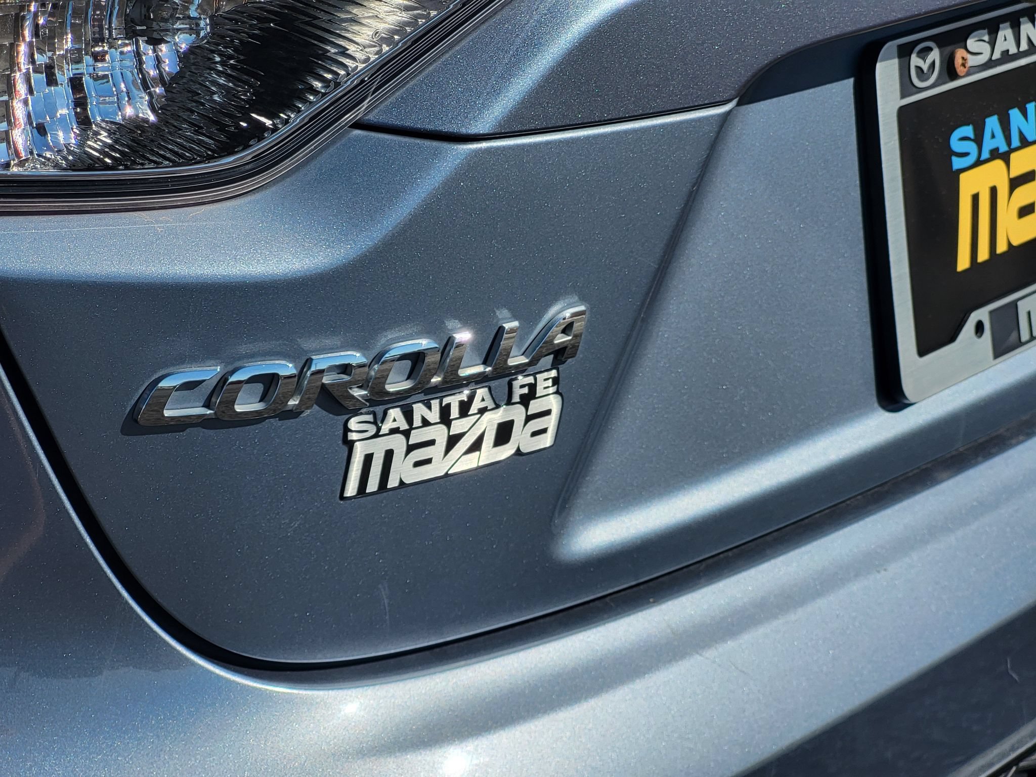 Used 2020 Toyota Corolla SE w/ SE Premium Package FWD image 28
