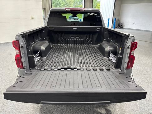 Used 2024 Chevrolet Silverado 1500 LT AWD/4WD image 35