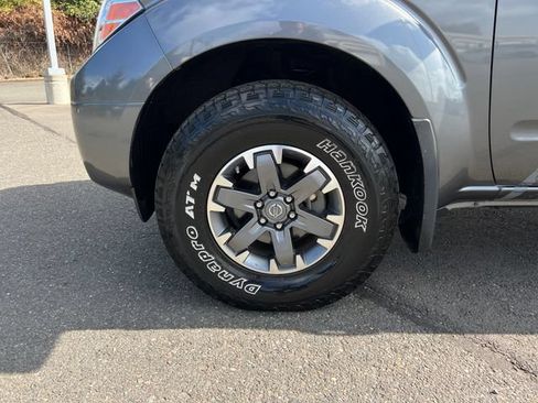 Used 2016 Nissan Frontier PRO-4X AWD/4WD image 28