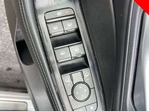 Certified 2023 Nissan Rogue SV w/ SV Premium B Package AWD/4WD image 16