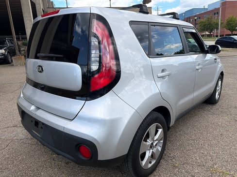 Used 2019 Kia Soul w/ Convenience Package FWD image 3