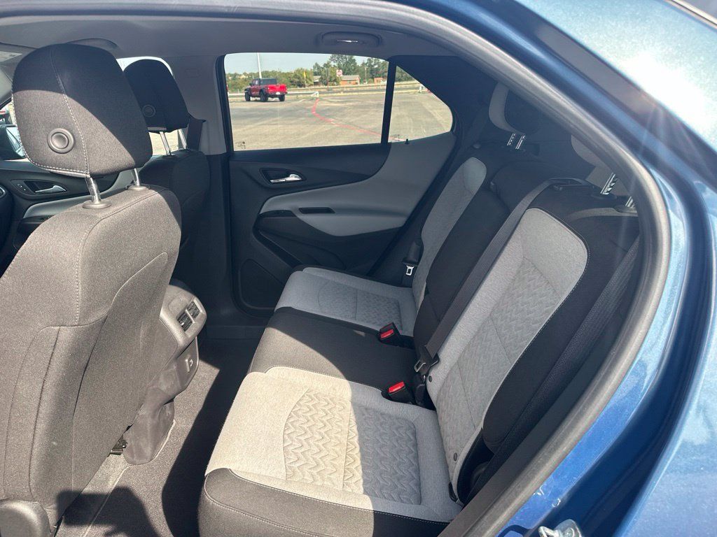 Used 2024 Chevrolet Equinox LS w/ LS Convenience Package FWD image 7