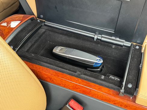 Used 2008 Mercedes-Benz S 550 image 39