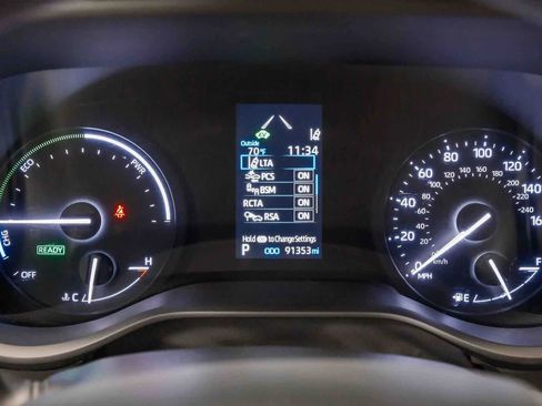 Used 2022 Toyota Sienna LE FWD image 28